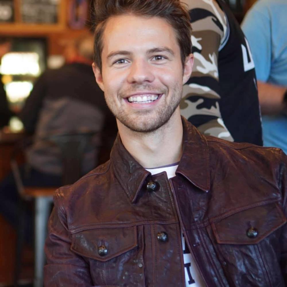 Meet your Posher, Christofer